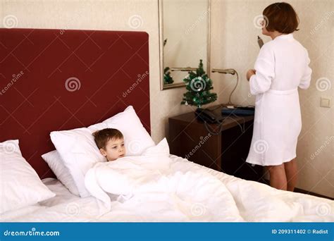 son and mom in hotel|18,445 Mother And Son In Bed .